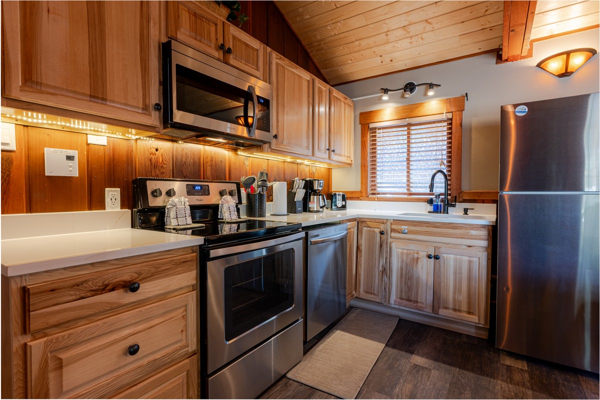 Estes Park condo kitchen