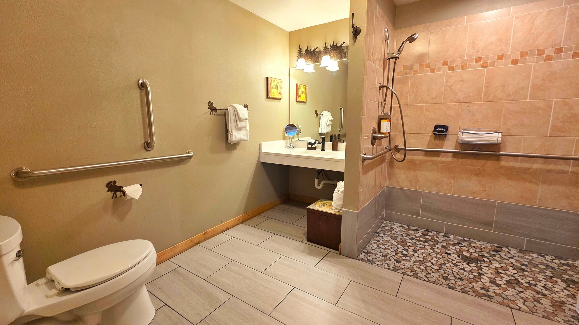 Luxury hotel bathroom in Estes Park with